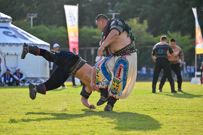 三亞冬日“那達慕”